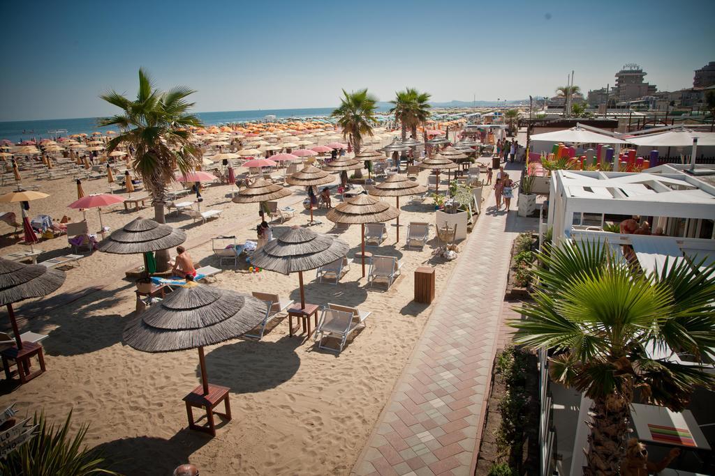 Hotel Aurea Rimini Dış mekan fotoğraf