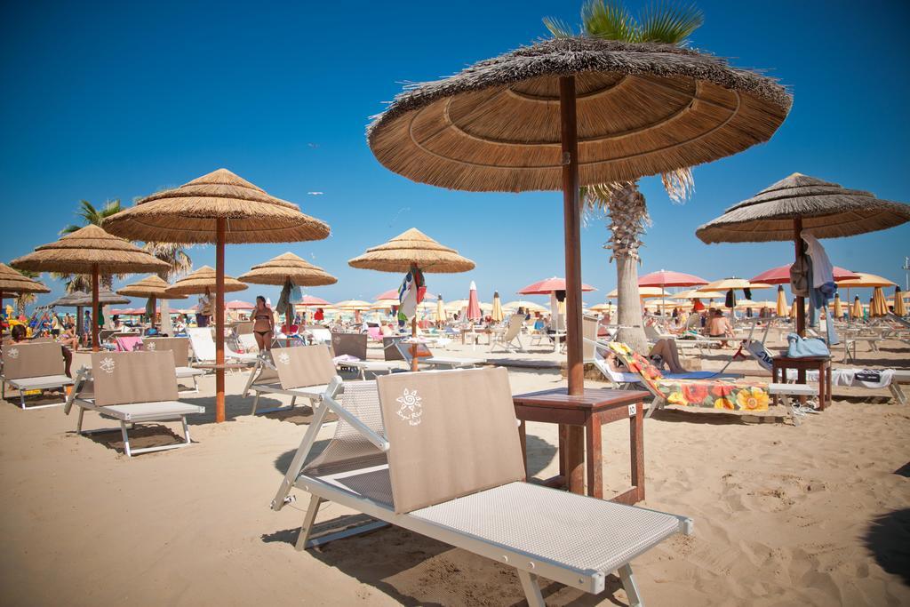 Hotel Aurea Rimini Dış mekan fotoğraf
