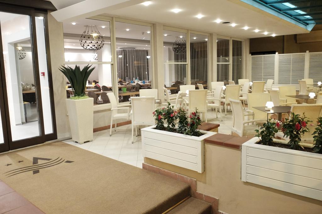 Hotel Aurea Rimini Dış mekan fotoğraf
