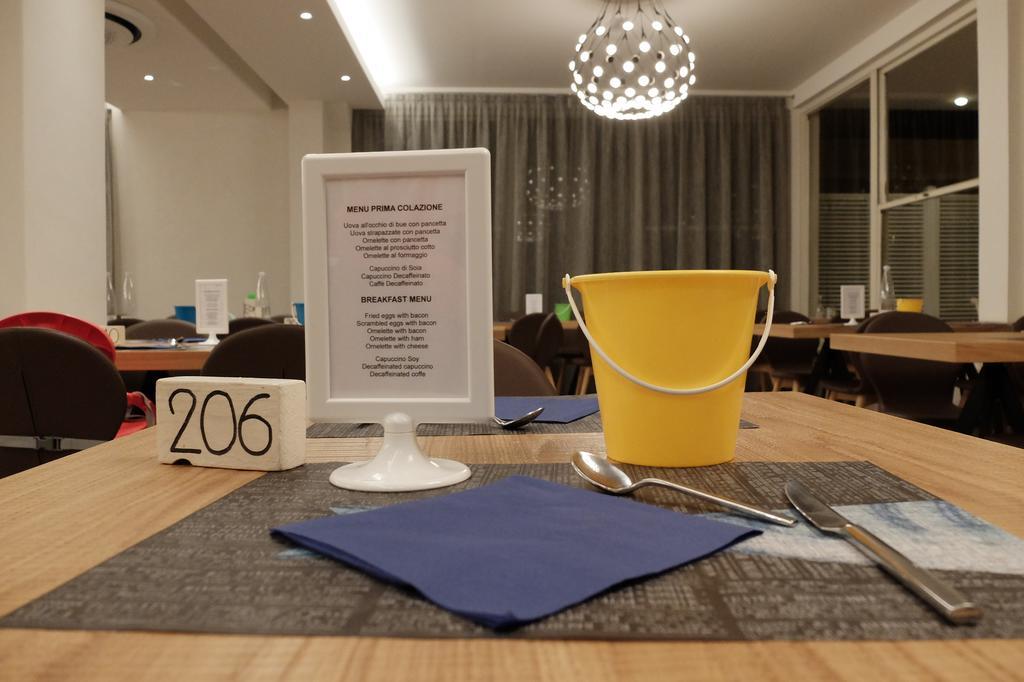 Hotel Aurea Rimini Dış mekan fotoğraf